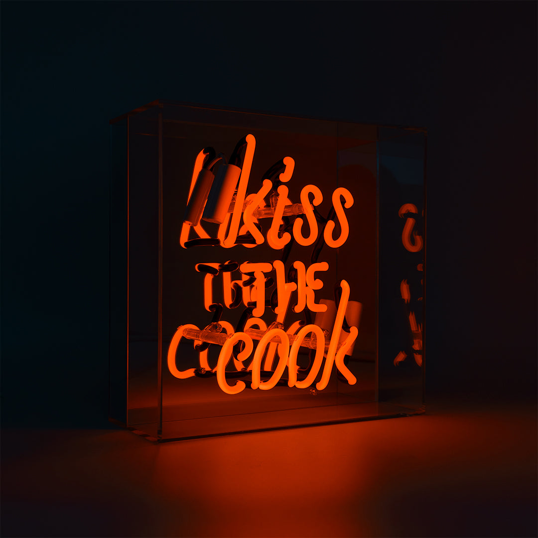 NEON LICHT BOX KISS THE COOK