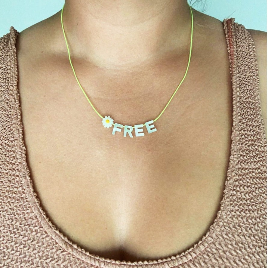 HALSKETTE PERLMUTT FREE